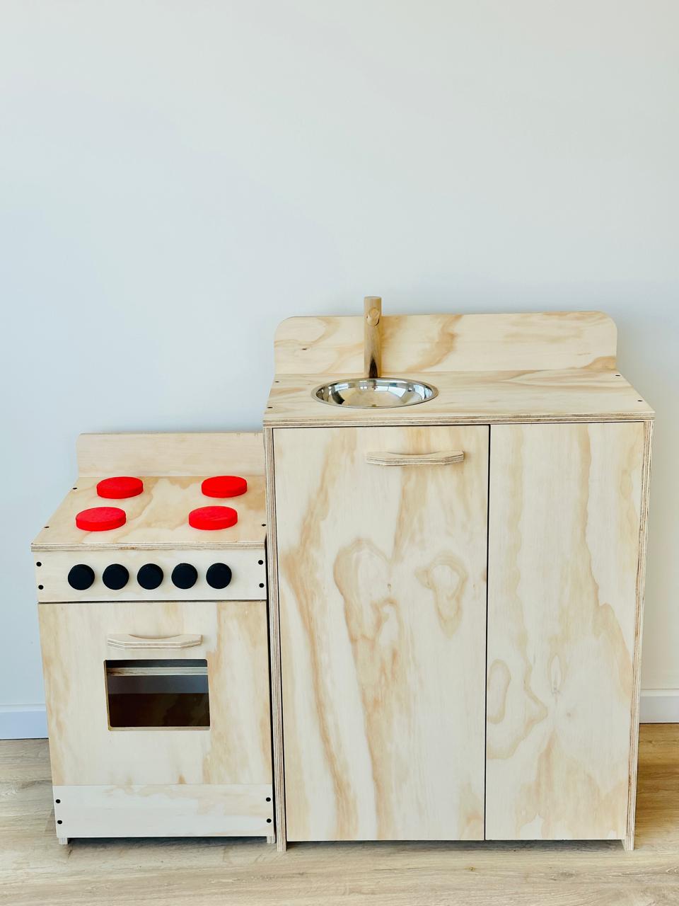 Cocina Montessori + Lavaplatos con mueble para guardar