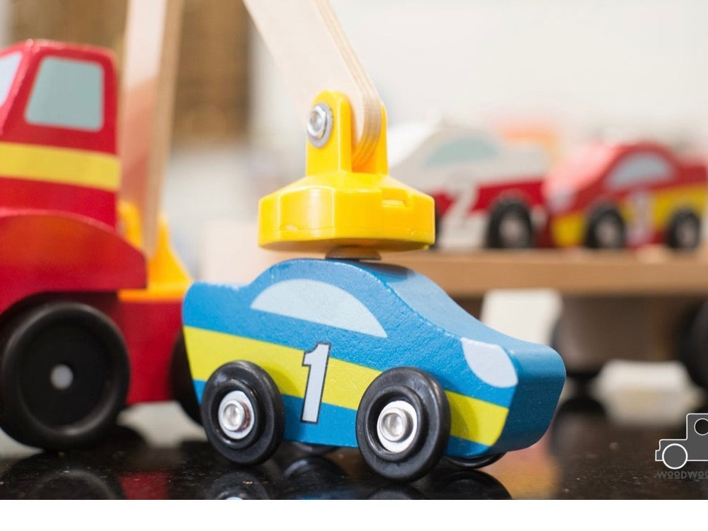 Grúa de Madera Magnética con Autos Montessorikidschile