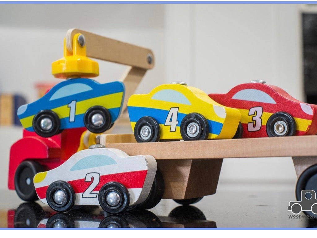 Grúa de Madera Magnética con Autos Montessorikidschile