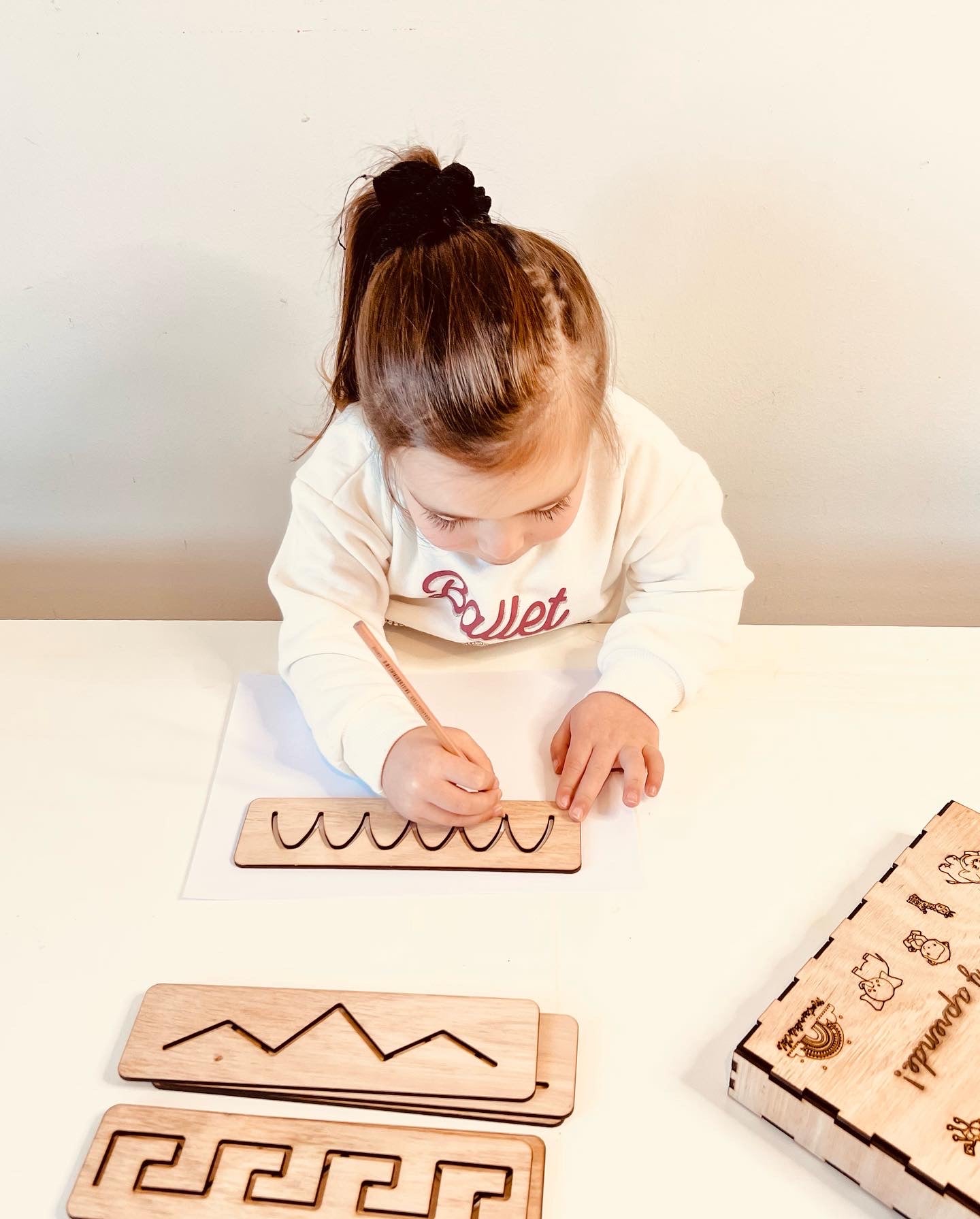 Box de trazos lectoescritura - Montessorikidschile