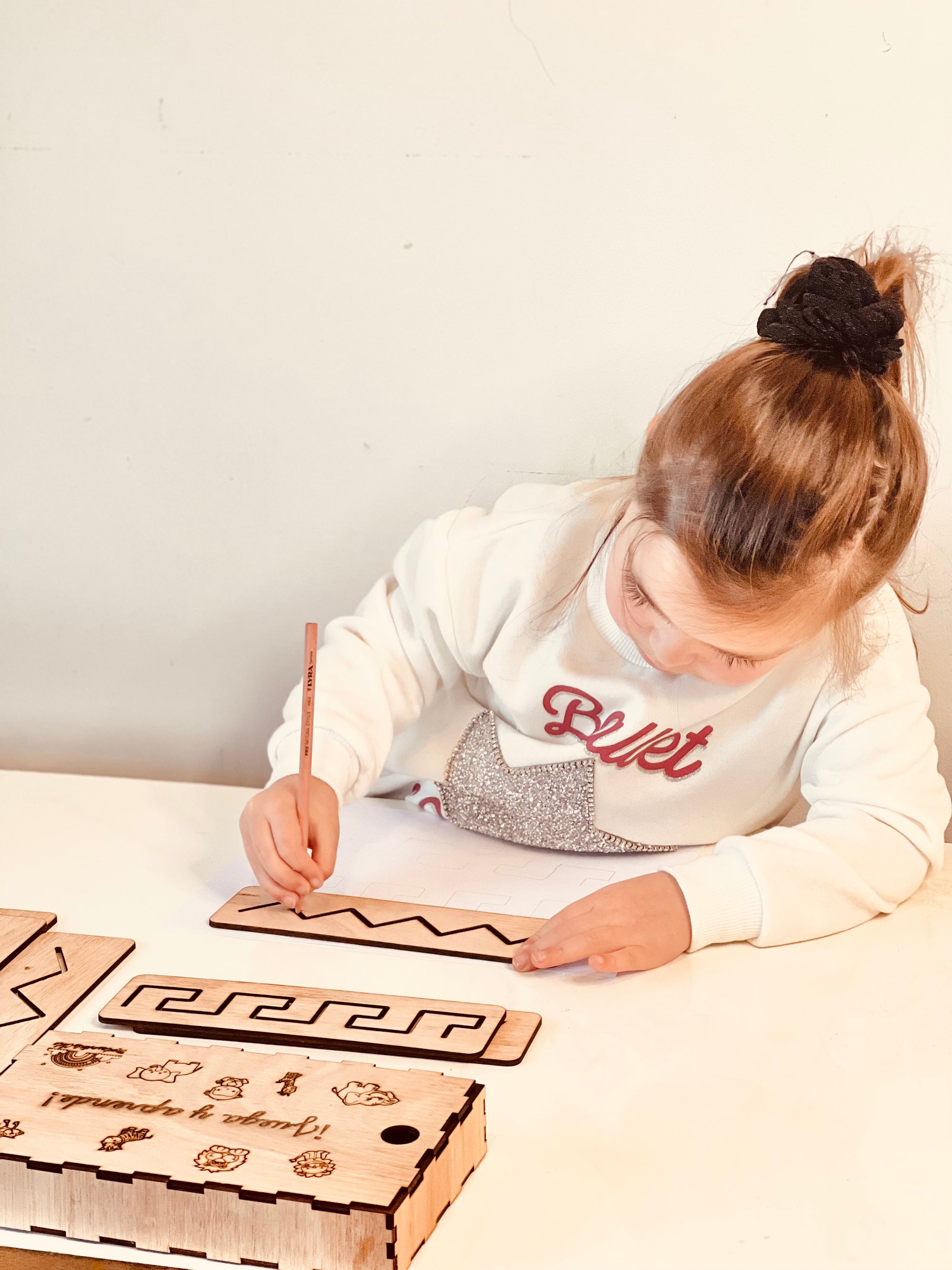 Box de trazos lectoescritura - Montessorikidschile